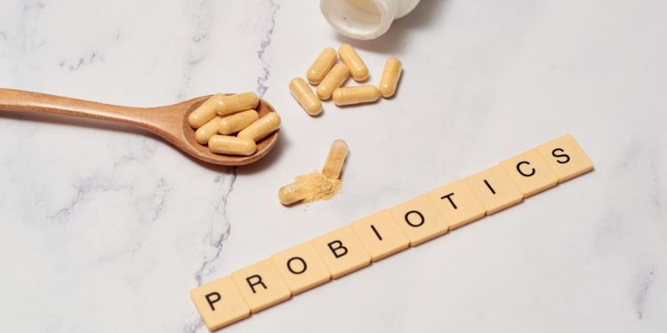 cand sunt utile probioticele, cand se recomanda administrarea de probiotice, probioticele si antibioticele, rolul probioticelor in imunitate, probioticele si digestia, probiotice in balonare, 