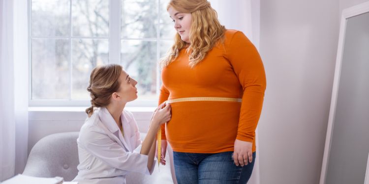deficit caloric, ce inseamna deficit caloric, cum te ajuta in slabire deficitul caloric, simptome deficit caloric agresiv, de ce raspundem diferit la deficitul caloric, cum aplicam corect deficitul caloric, studii despre deficitul caloric,