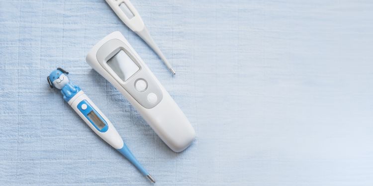 cum gestionam hipertermia, ce complicatii da hipertermia, cum deosebim hipertermia de febra,