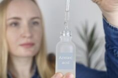 Ce utilizări și beneficii are acidul azelaic?